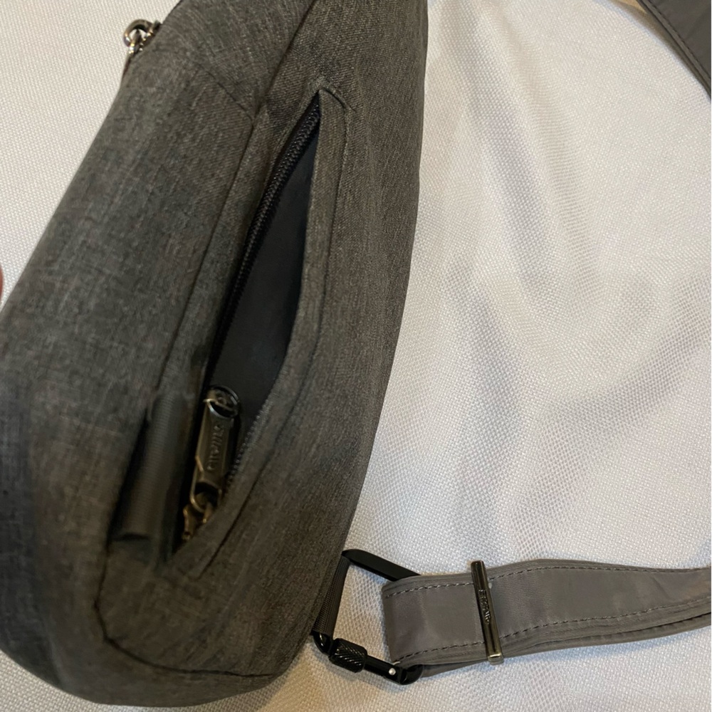 Waterfly Gray Defender Sling Bag Secure Lock 8 Pockets Antitheft NWOT - Picture 9 of 11